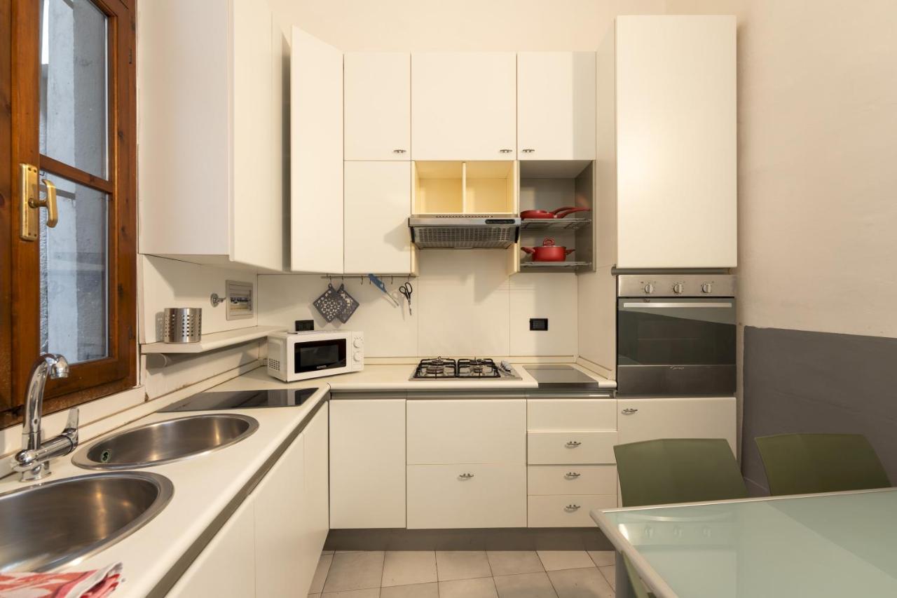 Apartment Pilastri 35 Florence